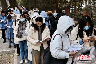 濒临降级区！雷恩官方：主帅热内西奥辞职，斯蒂芬重回球队执教